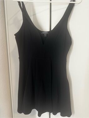 Express Black V-Neck Sleeveless Romper Size Small
